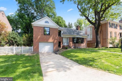 5121 Klingle St, Washington DC  20016-2654 exterior