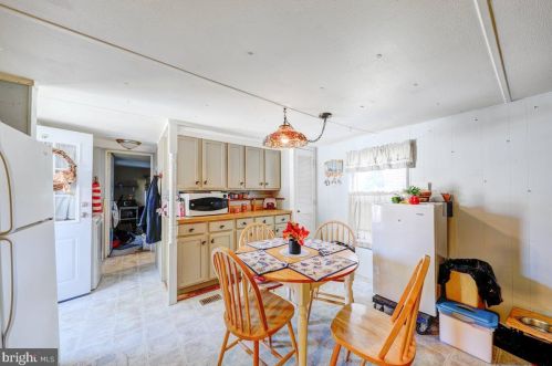 33520 Daisy St, Lewes DE 19958-5322 exterior