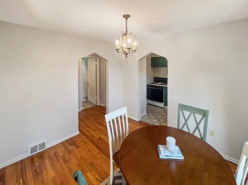 4288 Mccaslin St, Pittsburgh PA 15217-2829 exterior