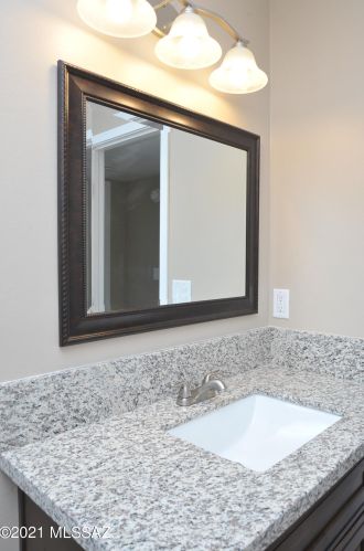 3417 Calle De Ln Bajada, Tucson AZ 85746-8337 exterior