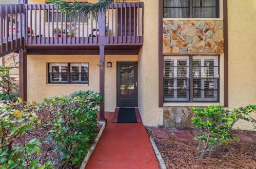 7650 Forest Trl, Port Richey, FL 34668-5851