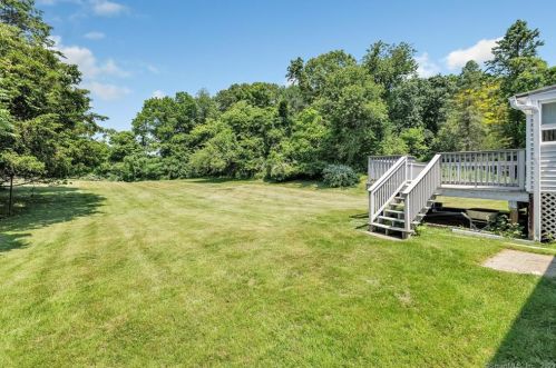 256 Silver Hl Rd, Derby CT 06418-1036 exterior