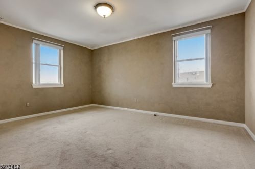 4044 Rome St, Newark NJ  07105 exterior