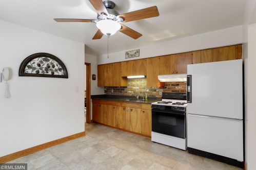 415 Arbor St, Saint Paul MN 55102-3511 exterior