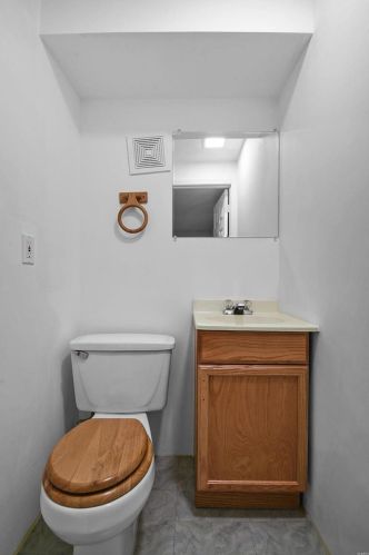 6650 Gravois Ave, Saint Louis MO 63123-4848 exterior