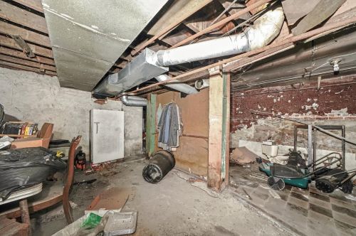 1918 Kedzie Ave, Chicago IL 60805-1646 exterior