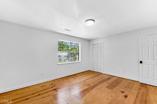 1767 Defoor Ave, Atlanta GA 30318-7536 exterior