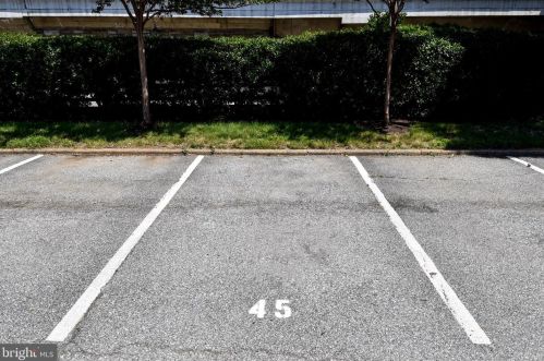 287 G St, Washington DC 20024-4337 exterior