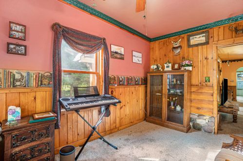 224 Elizabeth St, Sylvan Beach MI 49461-1311 exterior