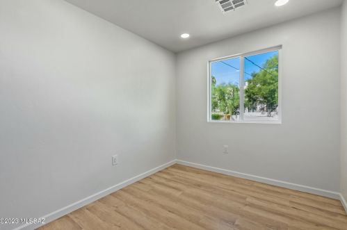 1023 9th St, Tucson AZ  85719-5436 exterior