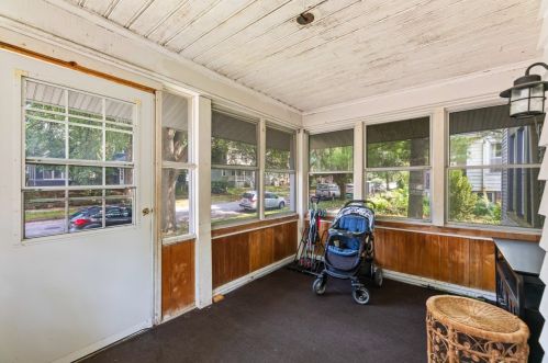 3379 Newhall St, Milwaukee WI 53211-3045 exterior