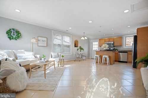 1412 Isted Rd, Glen Burnie, MD 21060-7407