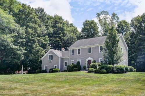 789 Ridgebury Rd, Ridgefield CT 06877-1407 exterior