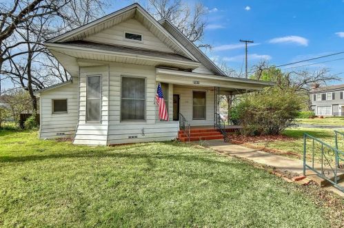 1230 Gandy St, Denison TX 75020-3409 exterior