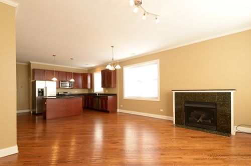 23 Menard Ave, Chicago, IL 60644-3835