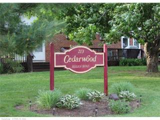 213 Regan Rd, Vernon, CT 06066-2868