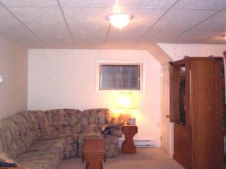 662 Lake View Dr, Lake Ariel PA  18436 exterior