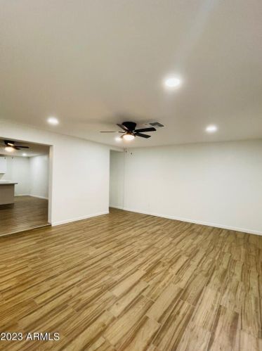 5658 37th Dr, Phoenix AZ  85019-2102 exterior