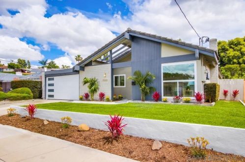 7555 Conestoga Way, San Diego, CA 92120-1316