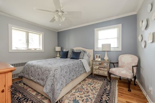 8 Charmian St, Huntington Station NY 11746-3517 exterior