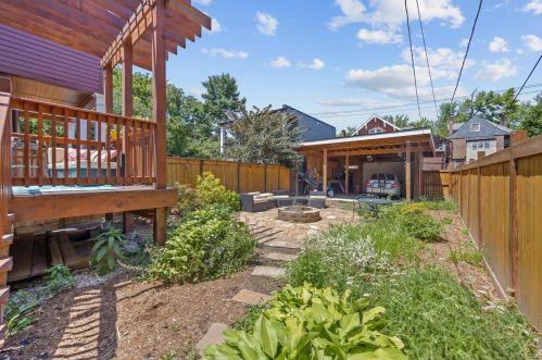 4221 Flad Ave, Saint Louis MO 63110-3919 exterior