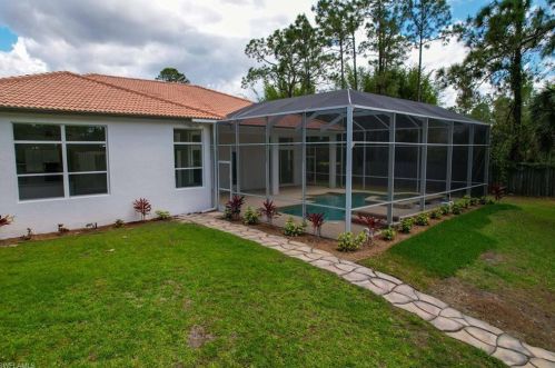 931 8 St, Naples FL 34120-3435 exterior