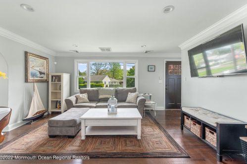 246 Eastham Rd, Point Pleasant Beach NJ 08742-2010 exterior