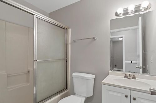 8718 Fish Lk Rd, Tampa FL 33619-4967 exterior