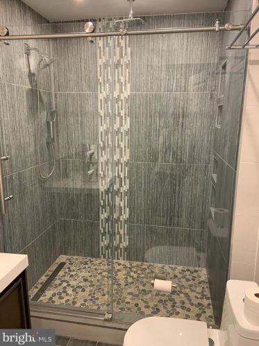 527 20th St, Philadelphia PA  19130-3803 exterior