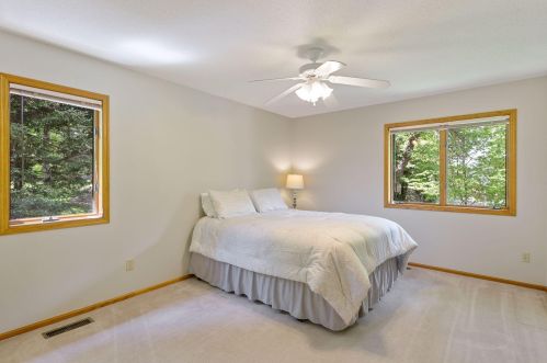 4429 Dorchester Dr, Saint Paul MN 55129-9570 exterior