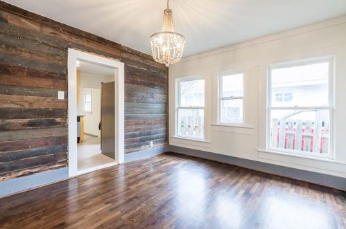 1207 Lowe St, Fort Worth, TX 76110-3950