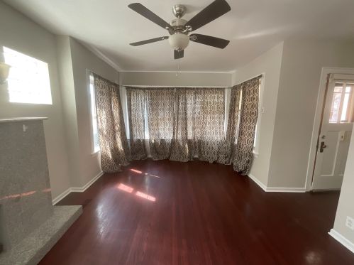 6207 Sacramento Ave, Chicago IL  60659-1615 exterior