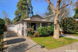848 52nd St, Sacramento CA  95819-3524 exterior