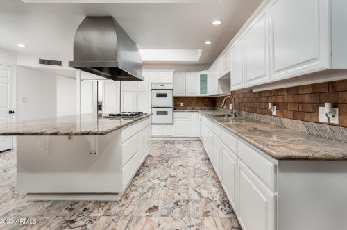 3315 Christy Dr, Phoenix AZ  85029-4230 exterior