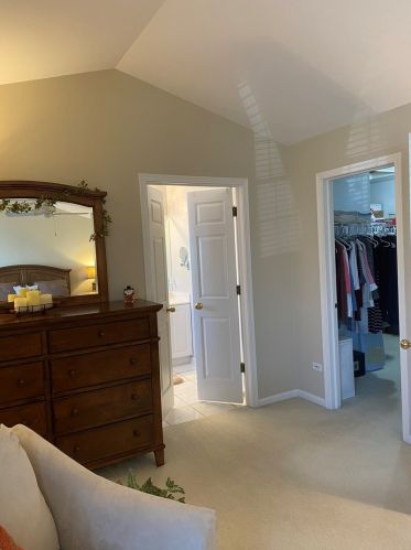 665 Barlina Rd, Bull Valley IL 60014-8451 exterior