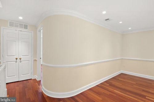 3648 Winfield Ln, Washington DC  20007-2348 exterior