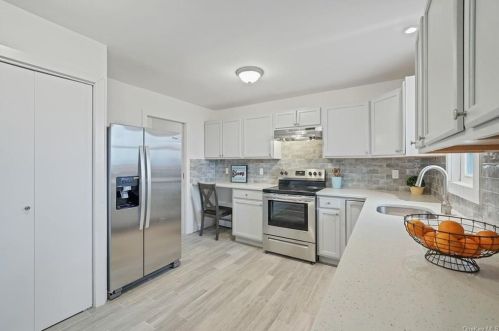 37 Emperor Ln, Montgomery NY  12549-1919 exterior