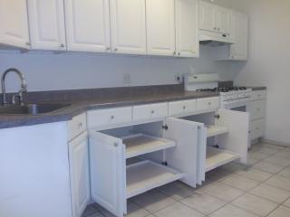 5700 Maplewood Ave, Chicago IL  60659-5118 exterior