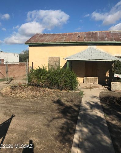 729 9 St, Tucson AZ 85716-4714 exterior