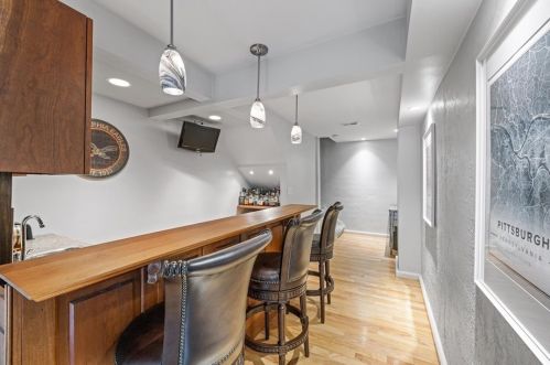 414 Grace St, Pittsburgh PA 15211-1816 exterior