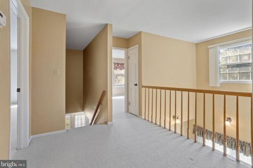 36 Danielle Ct, Trenton NJ 08648-1452 exterior