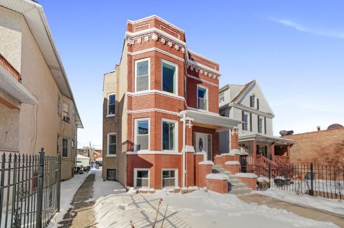 748 Long Ave, Chicago IL  60644-1142 exterior