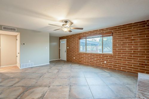 5616 Lee St, Tucson AZ  85712-4208 exterior