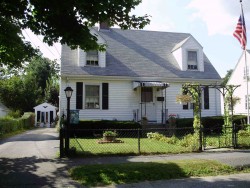 13 Bemis Rd, Newton, MA 02460-1204