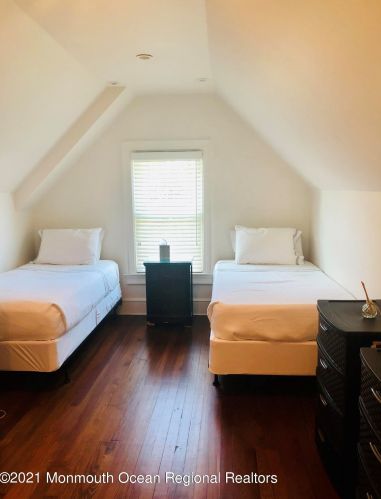 225 Cedar Ave, Red Bank NJ 07704 exterior