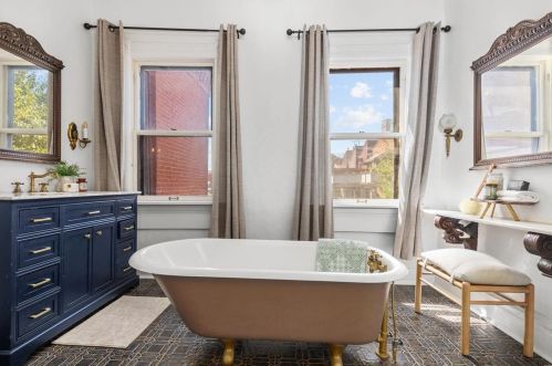 1715 Hickory St, Saint Louis MO 63104-2932 exterior