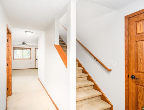 306 Buffalo St, Duluth MN 55811-2334 exterior