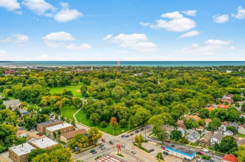 439 Oklahoma Ave, Milwaukee WI 53207-3076 exterior