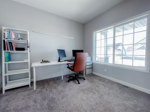 9515 Compass Pointe Rd, Saint Paul MN 55129 exterior