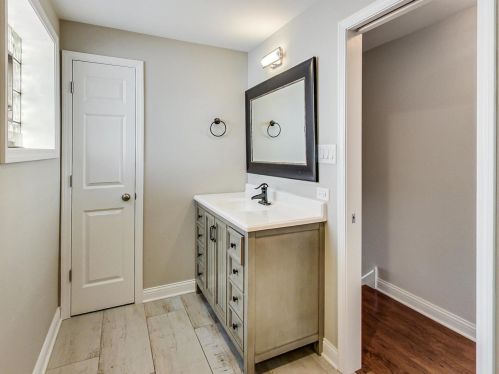 3702 Normal Ave, Chicago IL 60827-1132 exterior